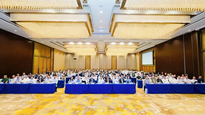 SKEMA商学院蔡宇杰教授受邀参与2025年吉林大学创新创业国际会议