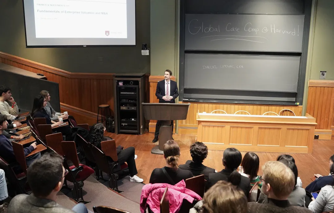 SKEMA学生组团，打进哈佛前10！