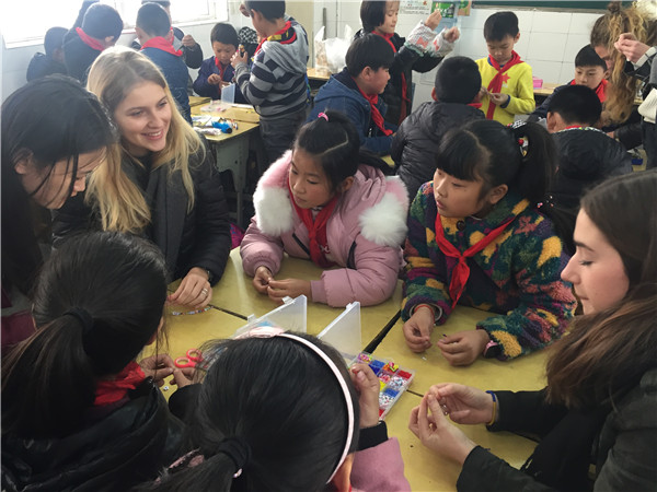 SKEMA 商学院HOPE社团走进新浒小学