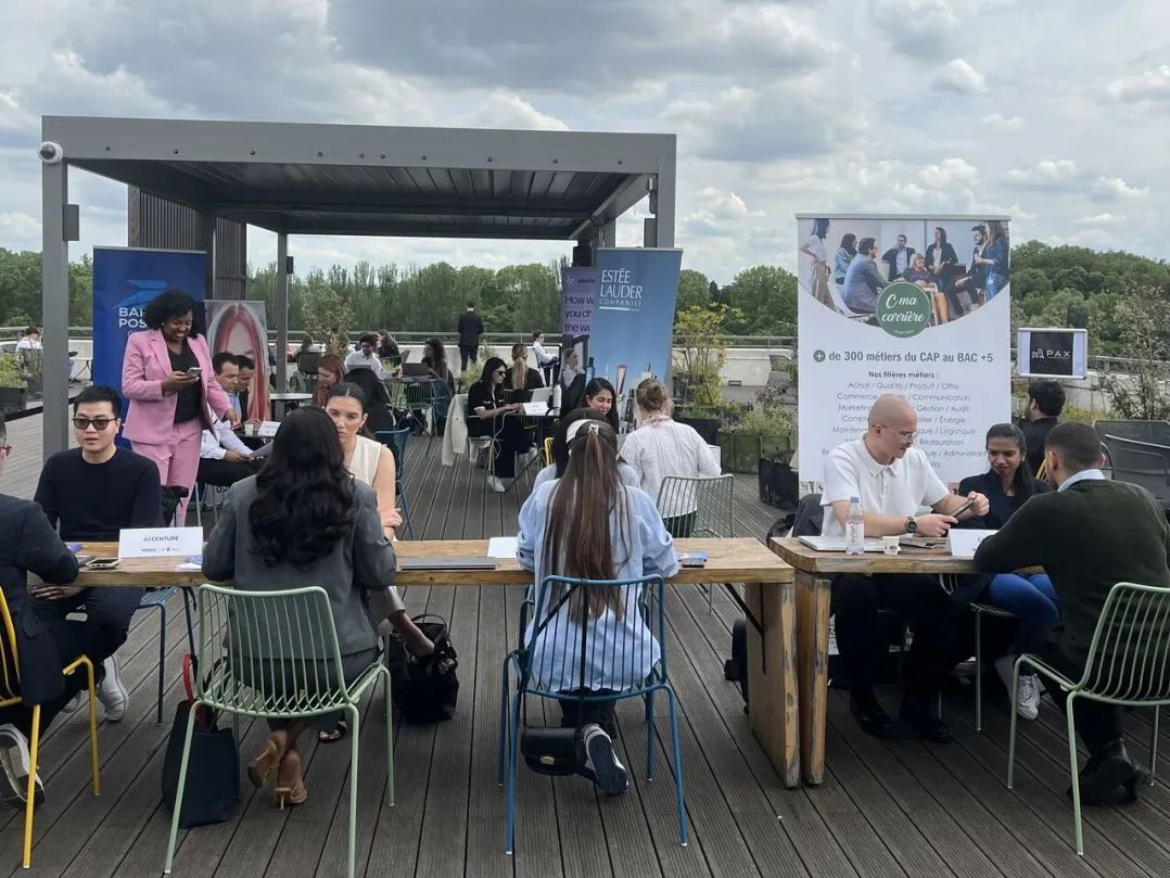 带薪学习get！SKEMA把学徒制招聘会搬进校园！