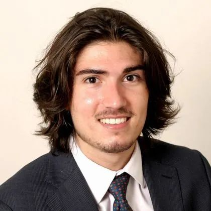 校友故事 | Matthieu Riff：技能点满！优秀的战略顾问，还能开发出热门软件